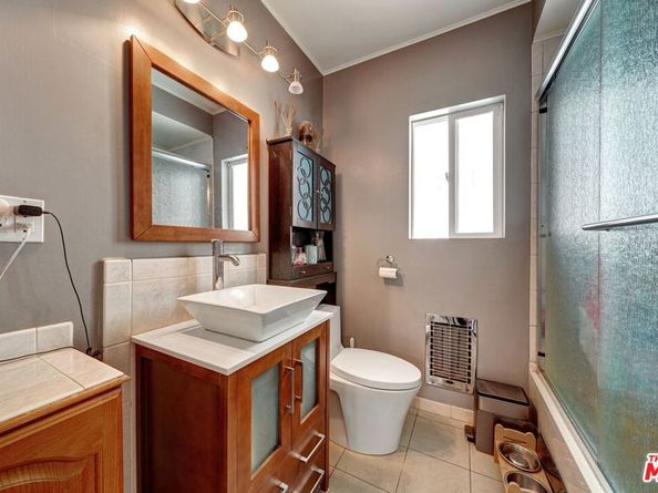 844 N Poinsettia Place, Los Angeles CA 90046