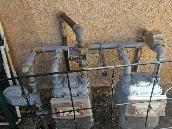 844 N Poinsettia Place, Los Angeles CA 90046