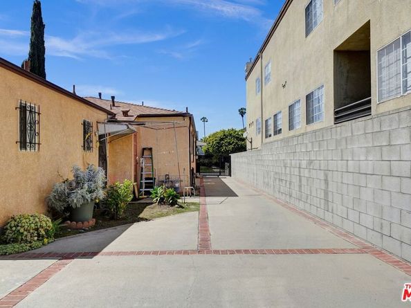 844 N Poinsettia Place, Los Angeles CA 90046