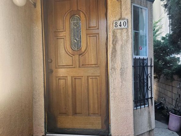 844 N Poinsettia Place, Los Angeles CA 90046