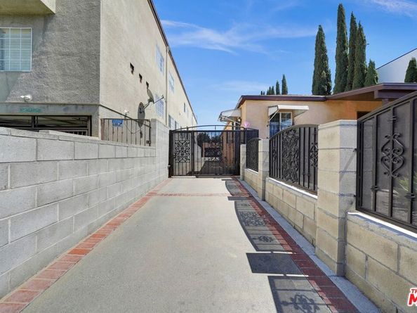 844 N Poinsettia Place, Los Angeles CA 90046