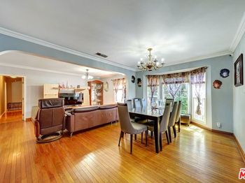 844 N Poinsettia Place