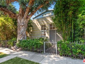 633 Santa Clara Avenue, Venice CA 90291