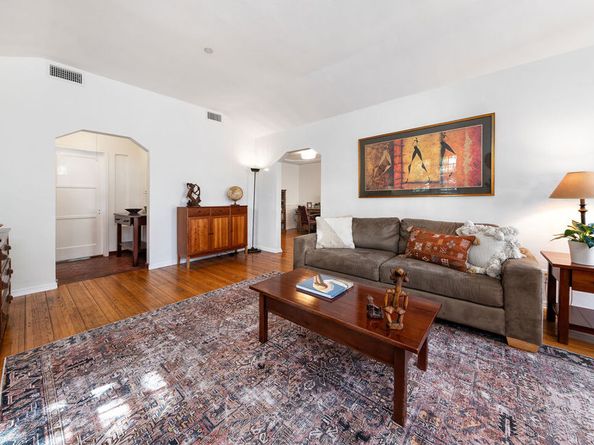 9627 Farragut Drive, Culver City CA 90232