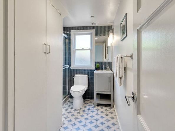 9627 Farragut Drive, Culver City CA 90232