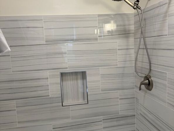 1406 2nd Avenue, Los Angeles CA 90019