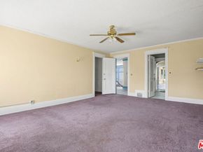 1685 S Victoria Avenue, Los Angeles CA 90019