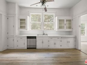 1685 S Victoria Avenue, Los Angeles CA 90019