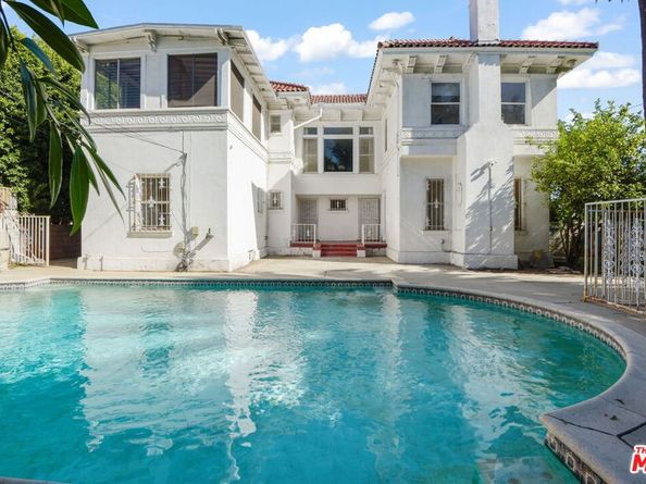 1685 S Victoria Avenue, Los Angeles CA 90019