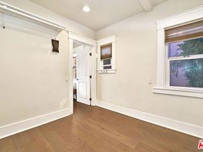 691 S Norton Avenue, Los Angeles CA 90005