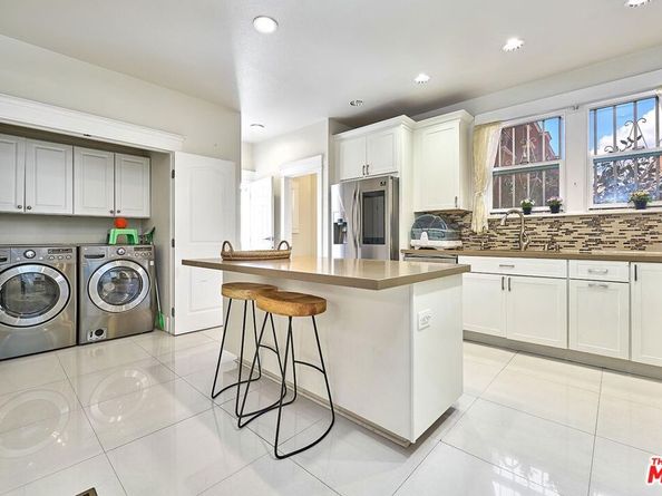 691 S Norton Avenue, Los Angeles CA 90005