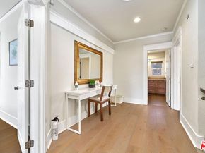 691 S Norton Avenue, Los Angeles CA 90005