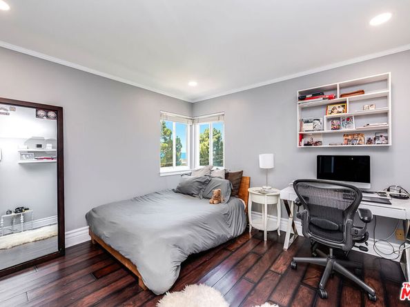 2223 Mcrae Drive, San Pedro CA 90732
