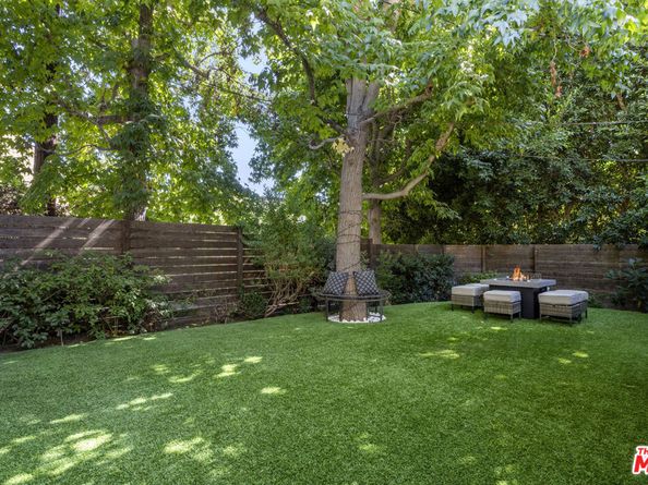 9767 Apricot Lane, Beverly Hills CA 90210