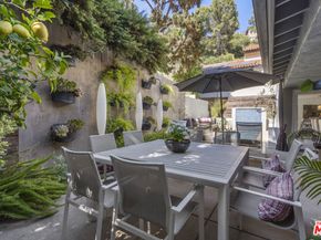 9767 Apricot Lane, Beverly Hills CA 90210