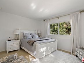 9767 Apricot Lane, Beverly Hills CA 90210