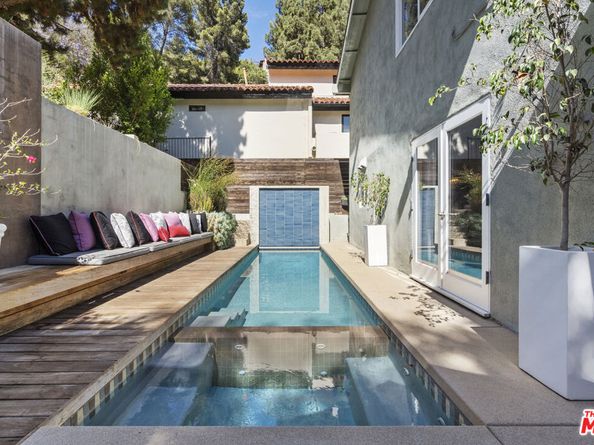 9767 Apricot Lane, Beverly Hills CA 90210