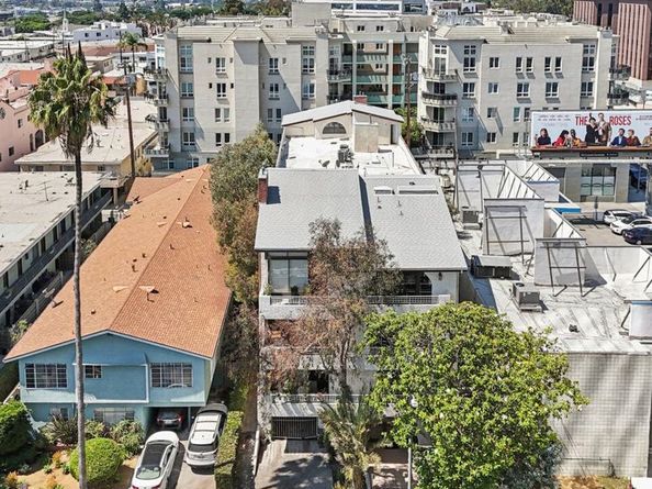 1209 Amherst Avenue 201, Los Angeles CA 90025