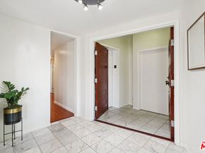 1209 Amherst Avenue 201, Los Angeles CA 90025