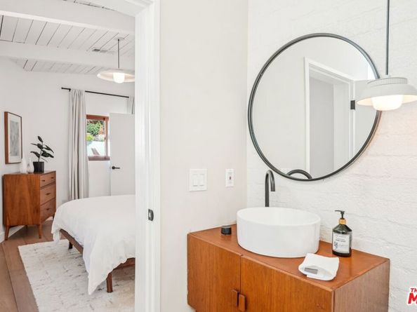 2145 Sunset Crest Drive, Los Angeles CA 90046