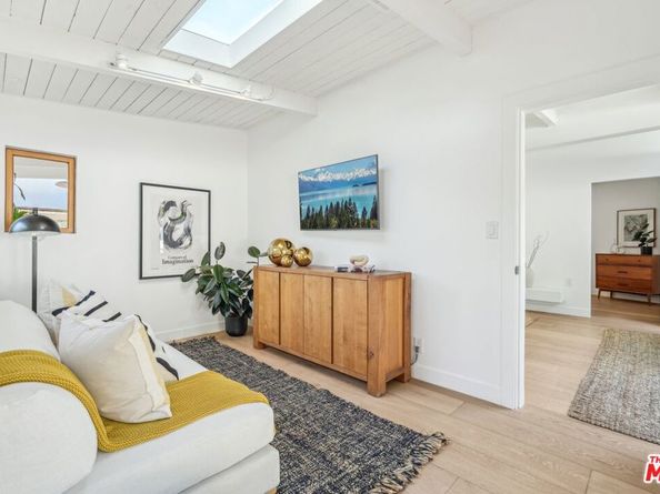 2145 Sunset Crest Drive, Los Angeles CA 90046