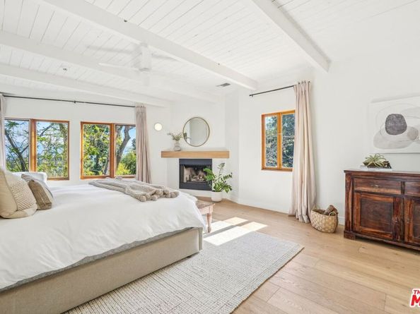 2145 Sunset Crest Drive, Los Angeles CA 90046
