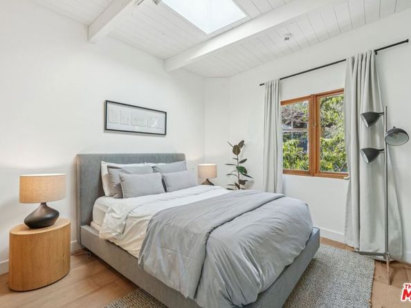 2145 Sunset Crest Drive, Los Angeles CA 90046