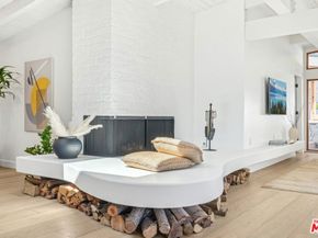 2145 Sunset Crest Drive, Los Angeles CA 90046