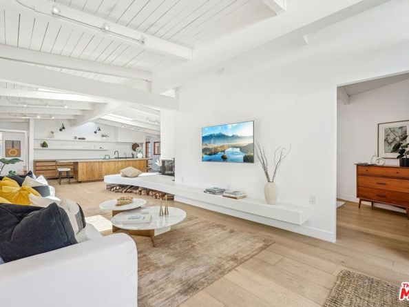 2145 Sunset Crest Drive, Los Angeles CA 90046