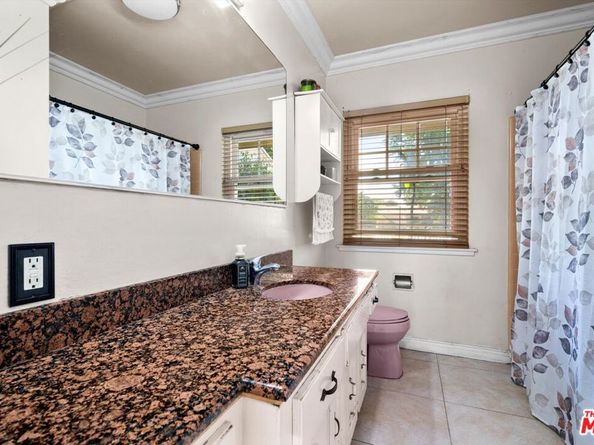 9253 Hayvenhurst Avenue, North Hills CA 91343