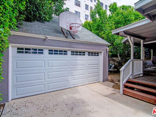 565 N Arden Boulevard, Los Angeles CA 90004
