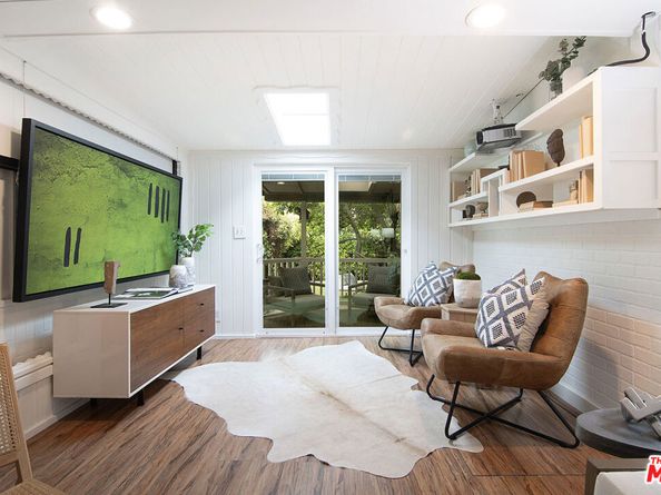 565 N Arden Boulevard, Los Angeles CA 90004