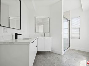 1562 Glen Oaks Boulevard, Pasadena CA 91105