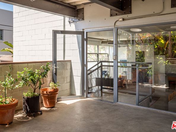 1534 17th Street 105, Santa Monica CA 90404