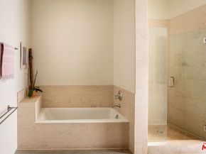 1534 17th Street 105, Santa Monica CA 90404