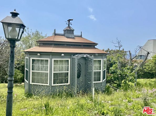 27555 Pacific Coast Highway, Malibu CA 90265