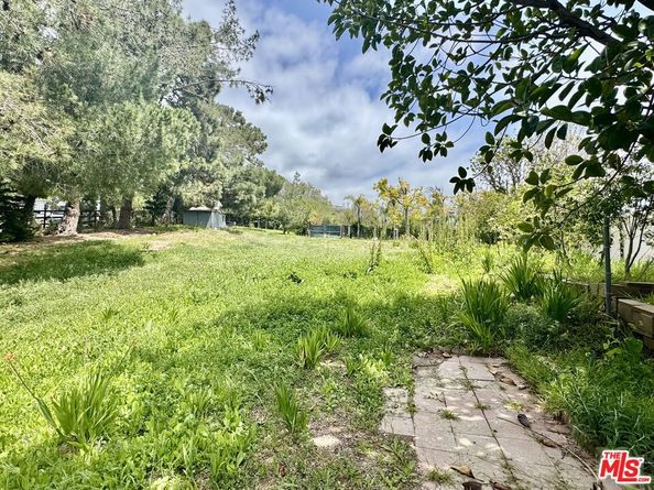 27555 Pacific Coast Highway, Malibu CA 90265