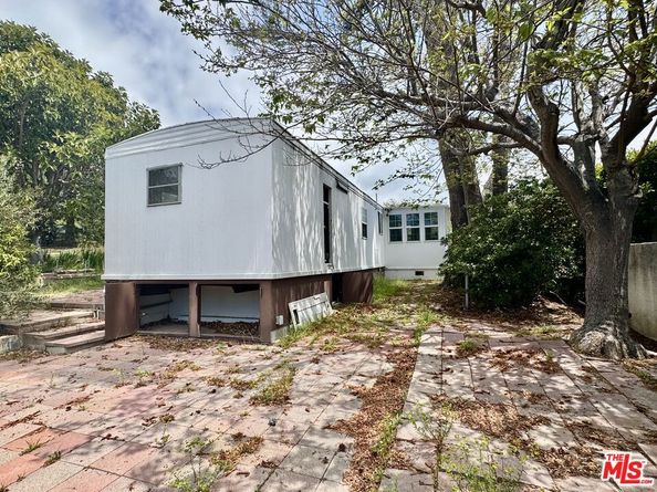 27555 Pacific Coast Highway, Malibu CA 90265