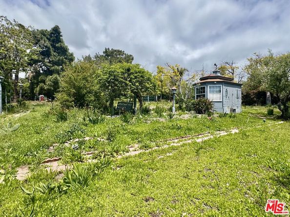 27555 Pacific Coast Highway, Malibu CA 90265