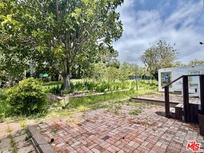 27555 Pacific Coast Highway, Malibu CA 90265