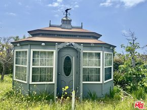 27555 Pacific Coast Highway, Malibu CA 90265