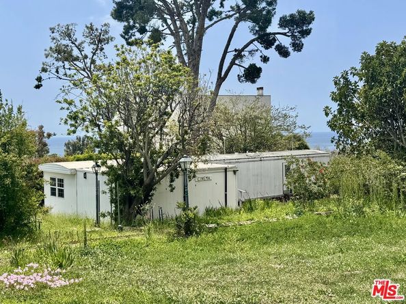 27555 Pacific Coast Highway, Malibu CA 90265