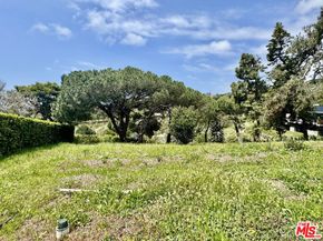 27555 Pacific Coast Highway, Malibu CA 90265