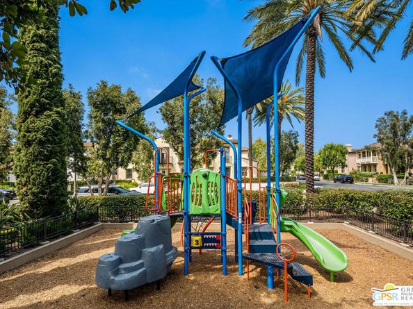 50 Vintage, Irvine CA 92620