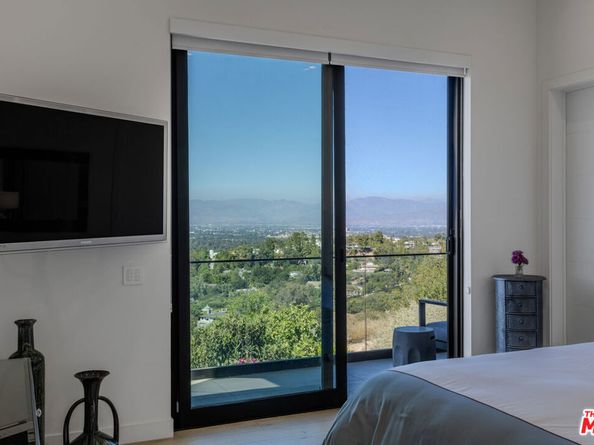 4326 Coronet Drive, Encino CA 91316