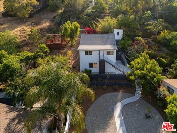 621 Isabel Street