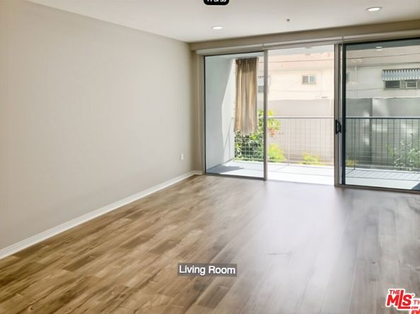 540 S Kenmore Avenue 204, Los Angeles CA 90020
