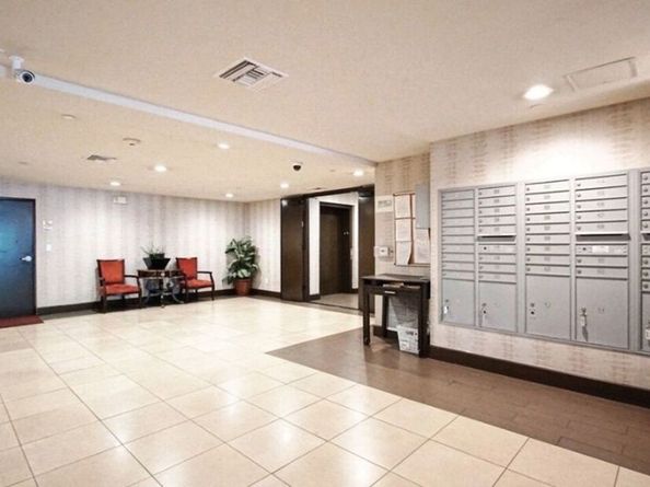 848 Irolo Street 408, Los Angeles CA 90005