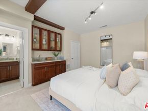 657 S Avenue 61, Los Angeles CA 90042