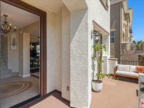 657 S Avenue 61, Los Angeles CA 90042